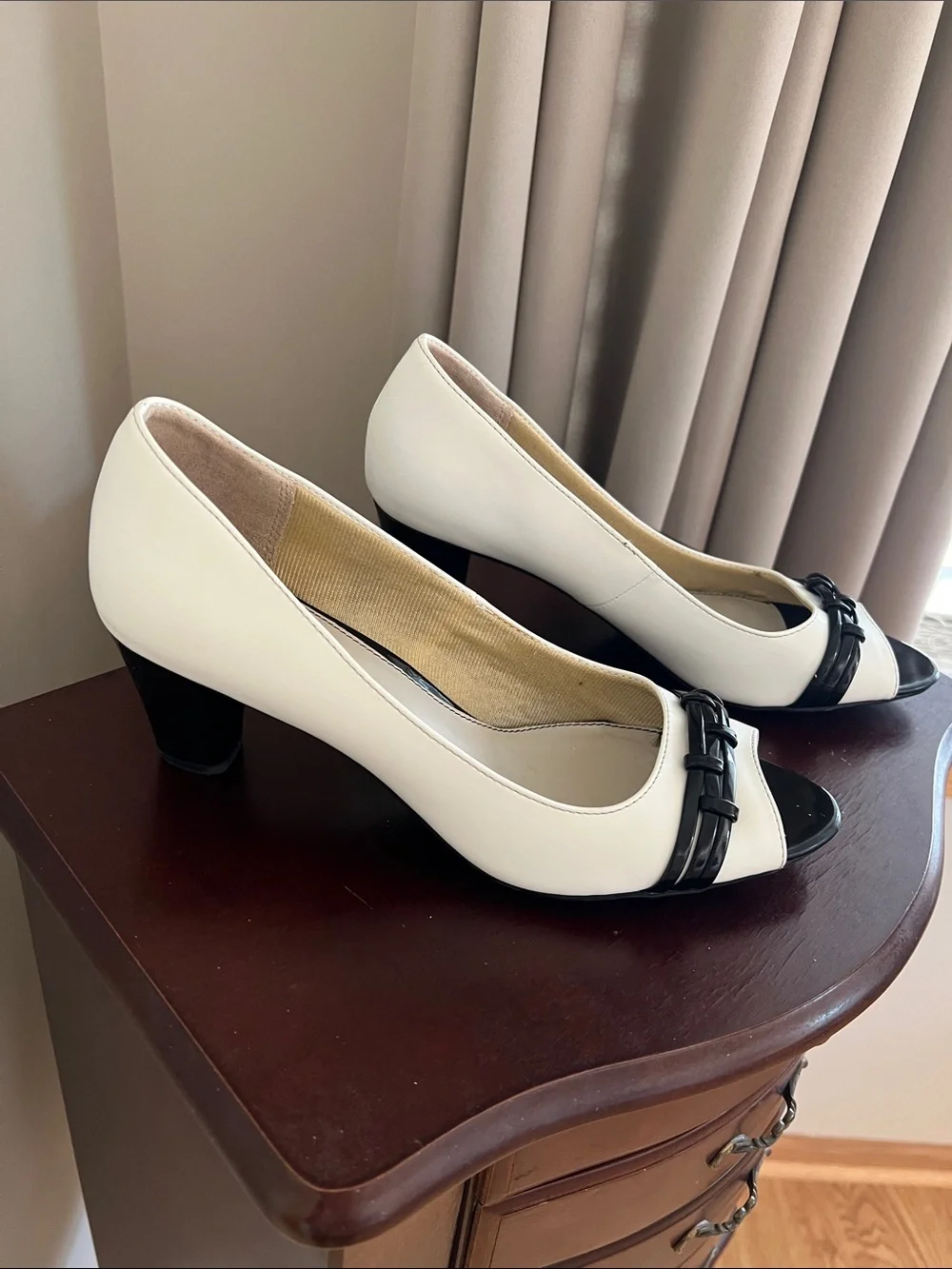Life Stride White and Black Peep-Toe Heels with Strap Detail - 9.5